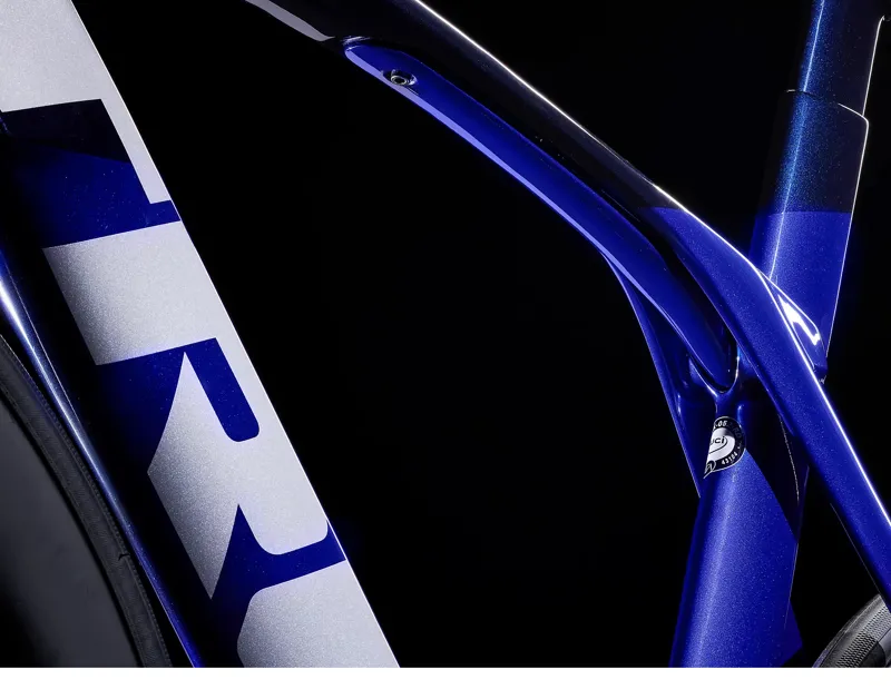 Trek Madone SL 6 Di2 Road Bike in Hex Blue-6